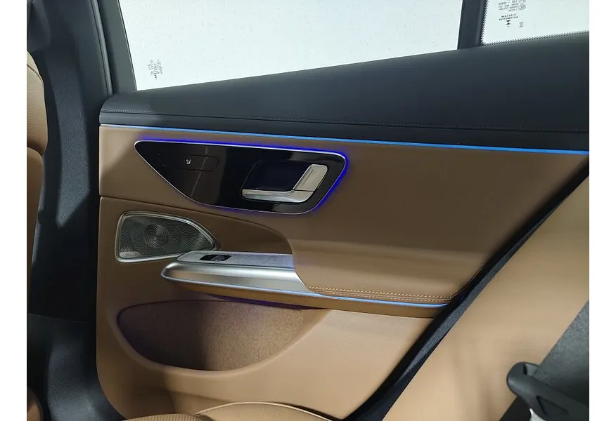 АВИЛОН - Mercedes-Benz E-Класс E 300 4MATIC (258 л.с.) Черный - slide 17