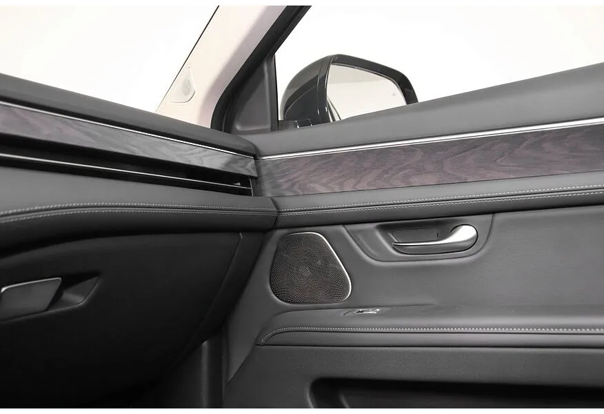 LIVE. Слайд №18