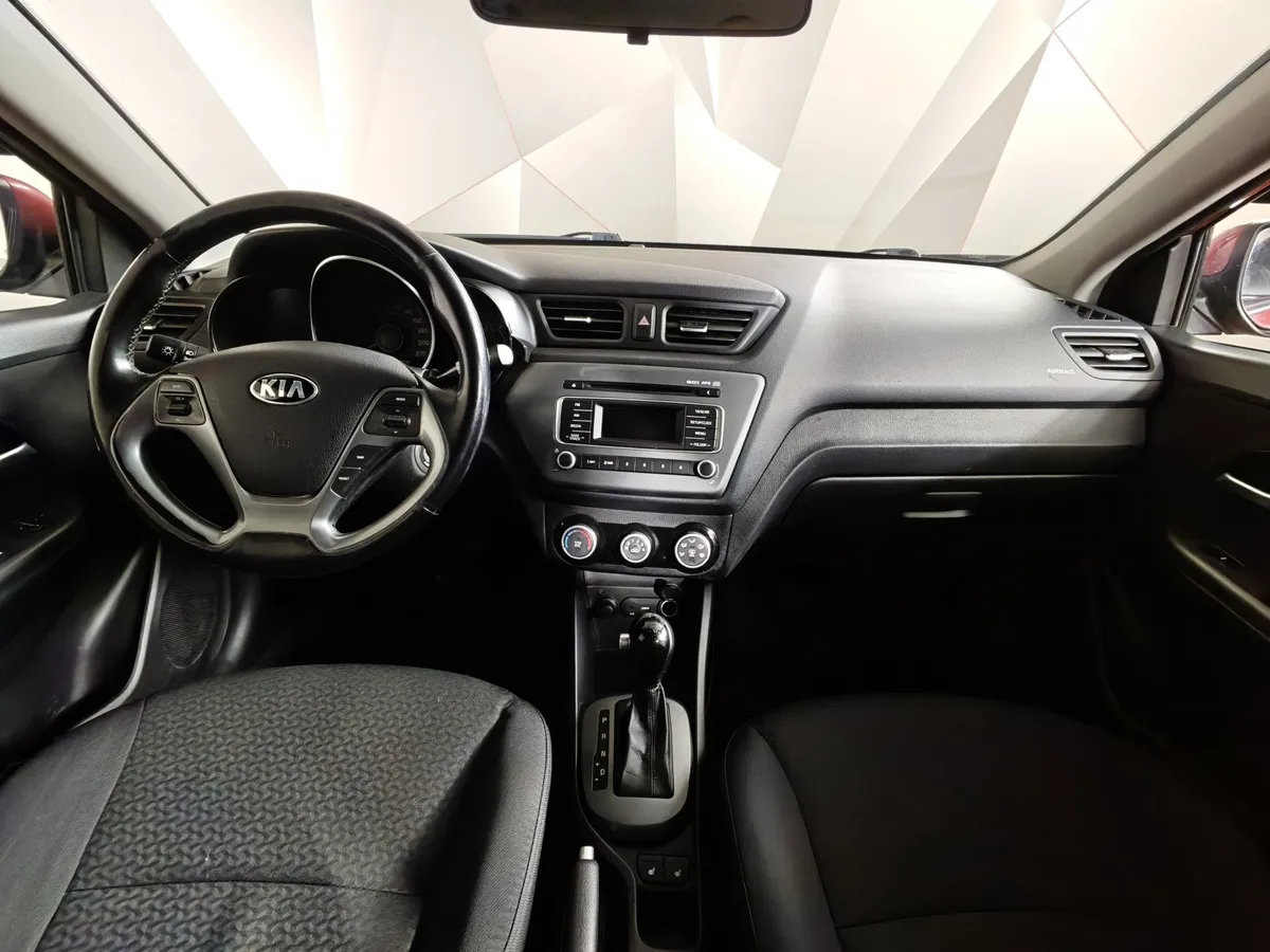 Kia Rio 1.6 AT (123 л.с.) Красный в АВИЛОН. Слайд №14
