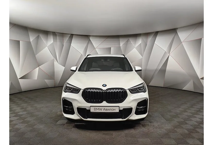BMW X1 18d xDrive AT (150 л.с.) Белый в АВИЛОН. Слайд №4