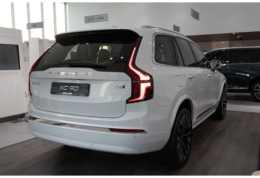 Volvo XC90 2.0 B6 mild hybrid AT AWD (7 мест) (300 л.с.) Ultra Bright Белый в АВИЛОН. Слайд №6