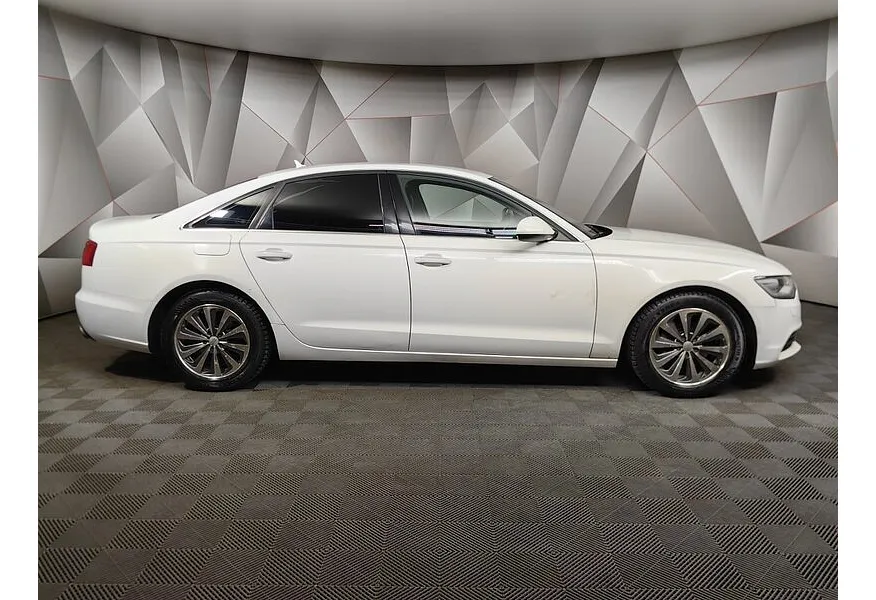Audi A6 2.8 FSI S-tronic quattro (204 л.с.) Белый в АВИЛОН. Слайд №6