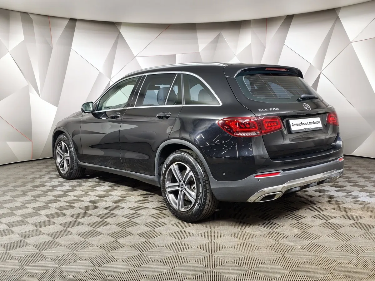 Mercedes-Benz GLC 200 9G-TRONIC 4MATIC (197 л.с.) Premium (Локальная сборка) Черный в АВИЛОН. Слайд №4
