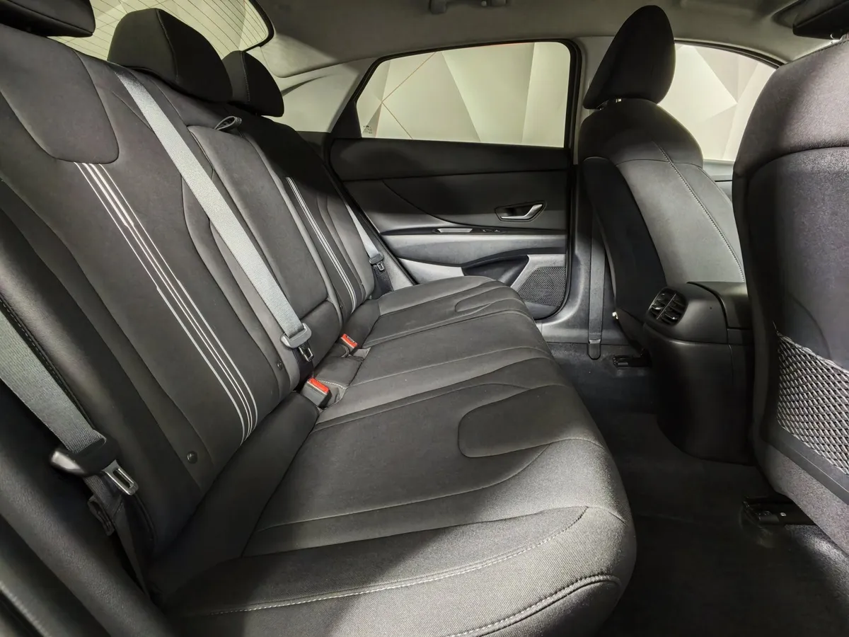 Hyundai Elantra 1.6 AT FWD (128 л.с.) Style Серый в АВИЛОН. Слайд №16