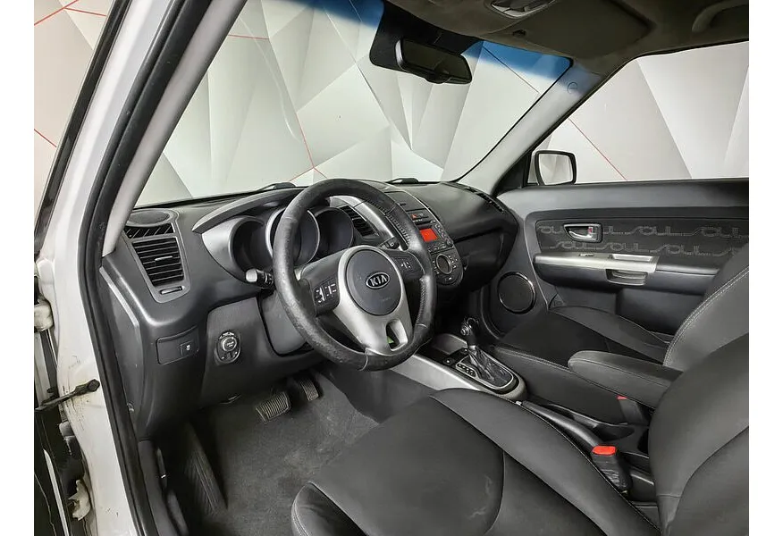 АВИЛОН - Kia Soul 1.6 MT (124 л.с.) Luxe Белый - slide 11