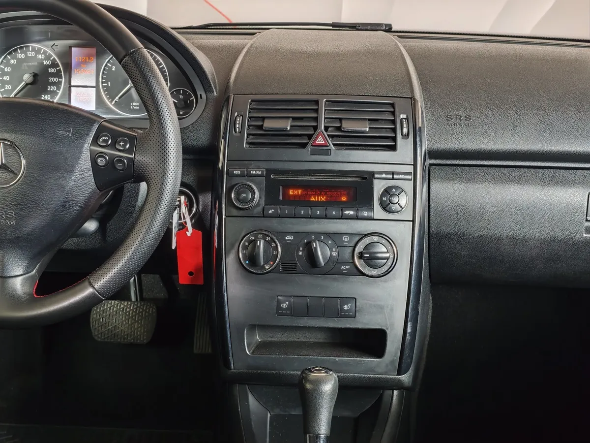 Mercedes-Benz A-Класс A 150 Autotronic (95 л.с.) Красный в АВИЛОН. Слайд №14