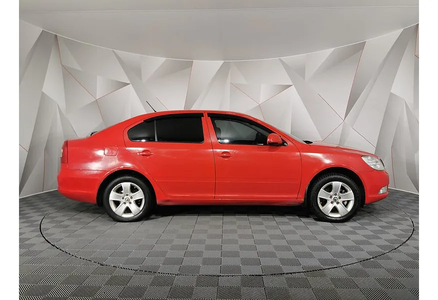 Skoda Octavia 1.8 TSI AT (152 л.с.) Active (CKD) Красный в АВИЛОН. Слайд №6