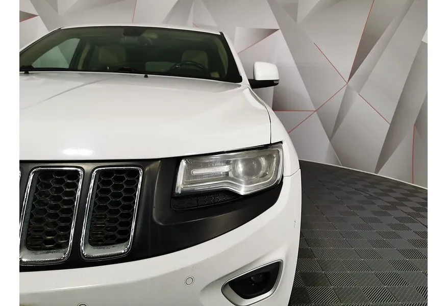 Jeep Grand Cherokee 3.6 AT AWD (286 л.с.) Белый в АВИЛОН. Слайд №10