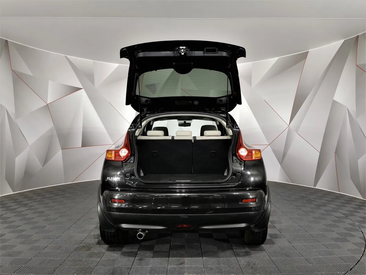Nissan Juke 1.6 CVT (117 л.с.) Черный в АВИЛОН. Слайд №10