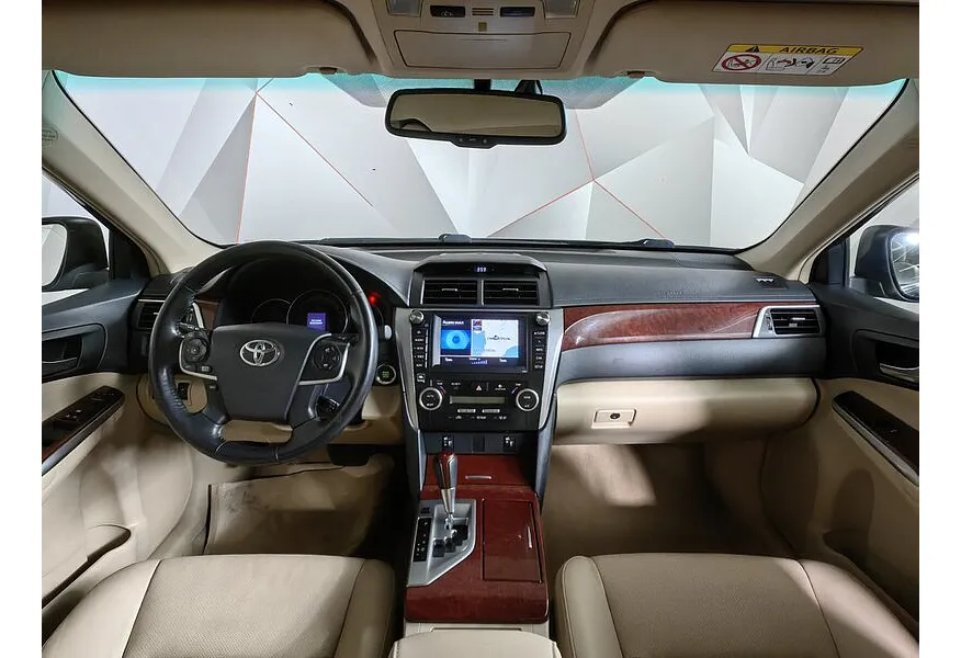 Toyota Camry 2.5 AT (181 л.с.) Черный в АВИЛОН. Слайд №11