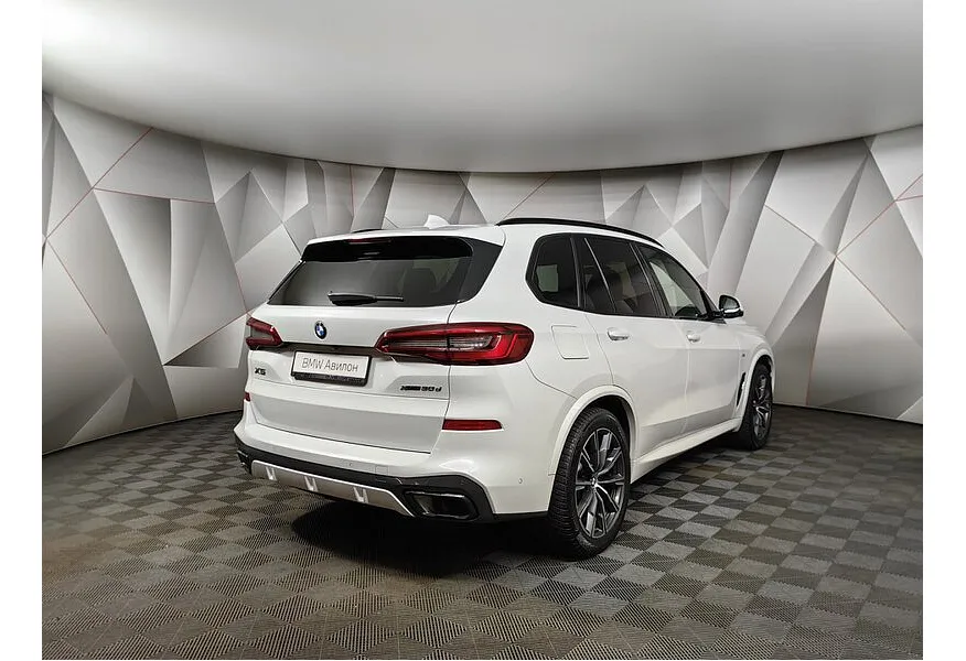 BMW X5 xDrive30d Steptronic (249 л.с.) M Sport Белый в АВИЛОН. Слайд №6