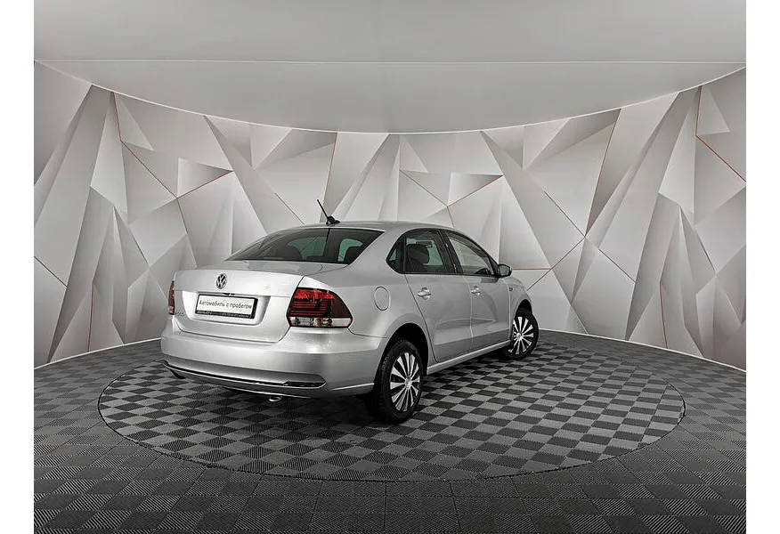 Volkswagen Polo 1.6 MPI MT (110 л.с.) Connect Серебристый в АВИЛОН. Слайд №2