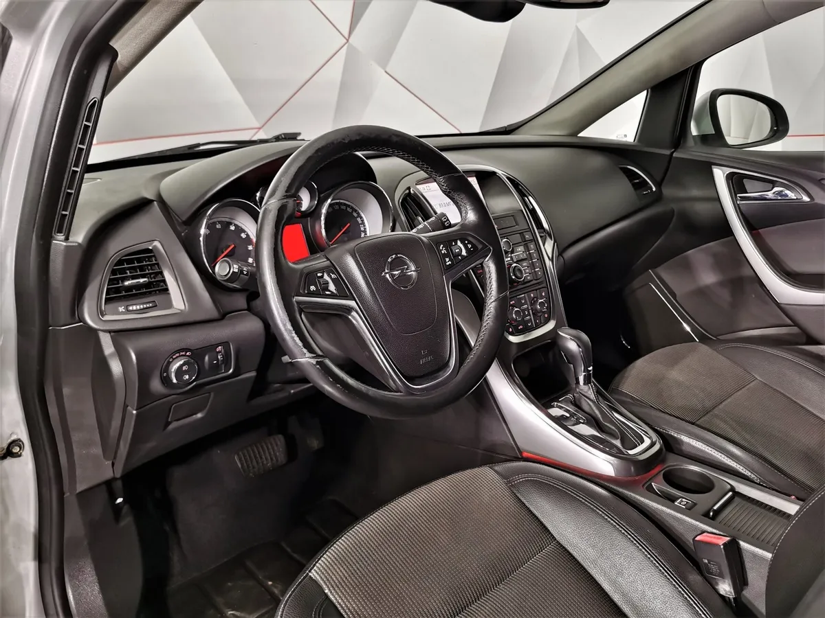 Opel Astra 1.6 AT (115 л.с.) Серебристый в АВИЛОН. Слайд №17
