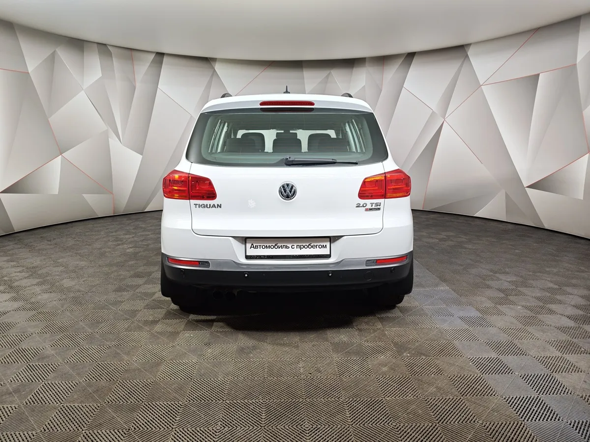 Volkswagen Tiguan 2.0 TSI 4Motion AT (180 л.с.) Sport&Style Белый в АВИЛОН. Слайд №8