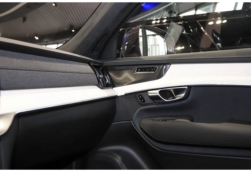 Volvo XC90 2.0 B5 mild hybrid AT AWD (7 мест) (250 л.с.) Ultra Красный в АВИЛОН. Слайд №13