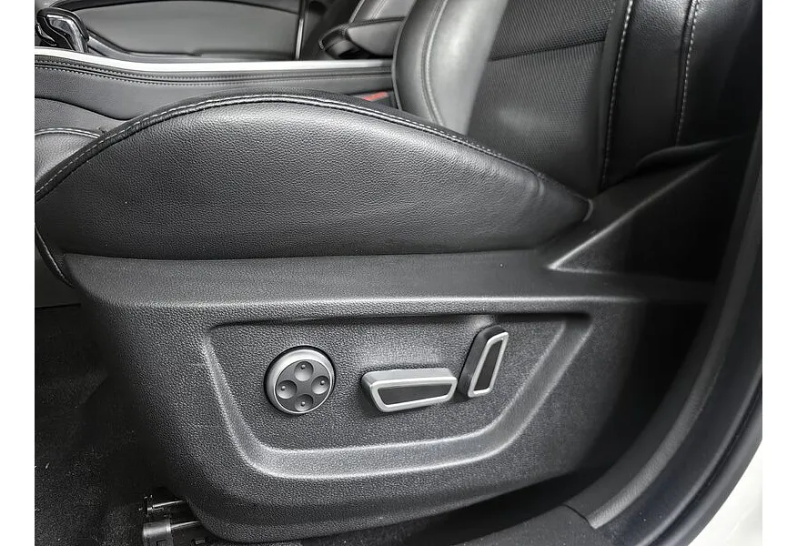 АВИЛОН - Chery Tiggo 4 1.5 DCT FWD (147 л.с.) Cosmo Белый - slide 17