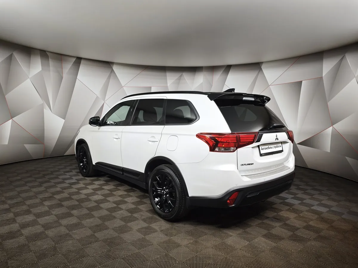 Mitsubishi Outlander 2.0 MIVEC CVT 4WD (146 л.с.) Instyle Комбинированный в АВИЛОН. Слайд №4