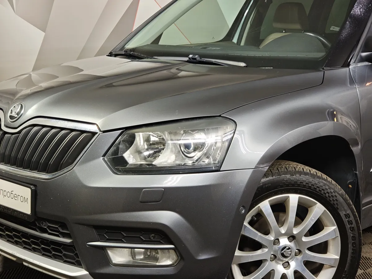 Skoda Yeti 1.8 TSI 4x4 DSG (152 л.с.) Серый в АВИЛОН. Слайд №10