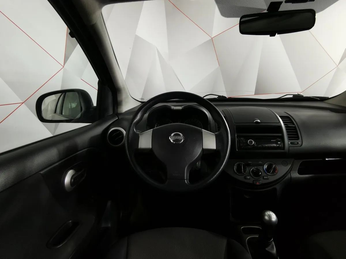 Nissan Note 1.6 MT (110 л.с.) Comfort Серебристый в АВИЛОН. Слайд №20