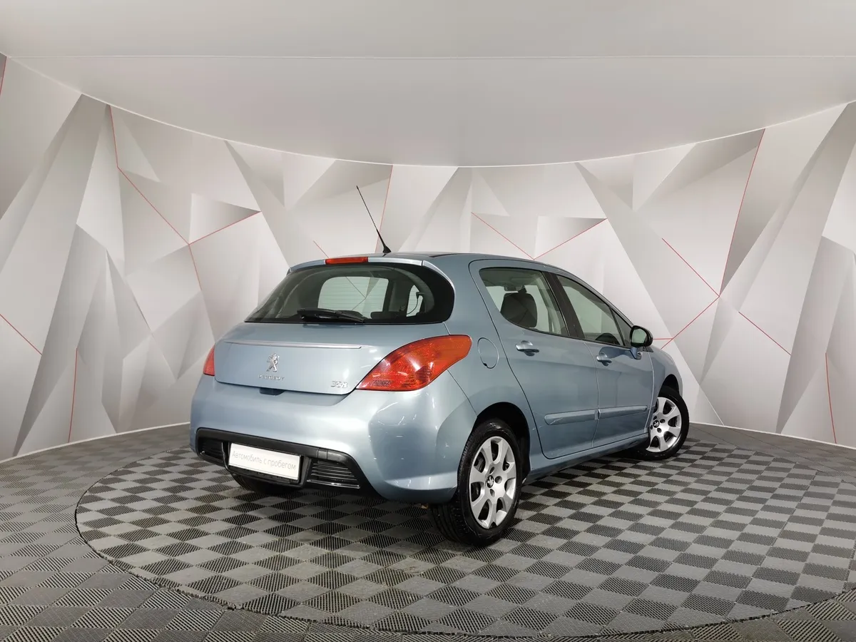 Peugeot 308 1.6 AT (120 л.с.) Голубой в АВИЛОН. Слайд №2