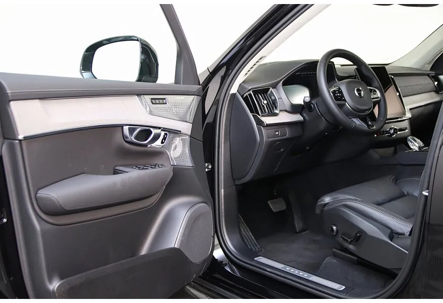 АВИЛОН - Volvo XC90 2.0 B5 mild hybrid AT AWD (7 мест) (250 л.с.) Ultra Bright Черный - slide 5