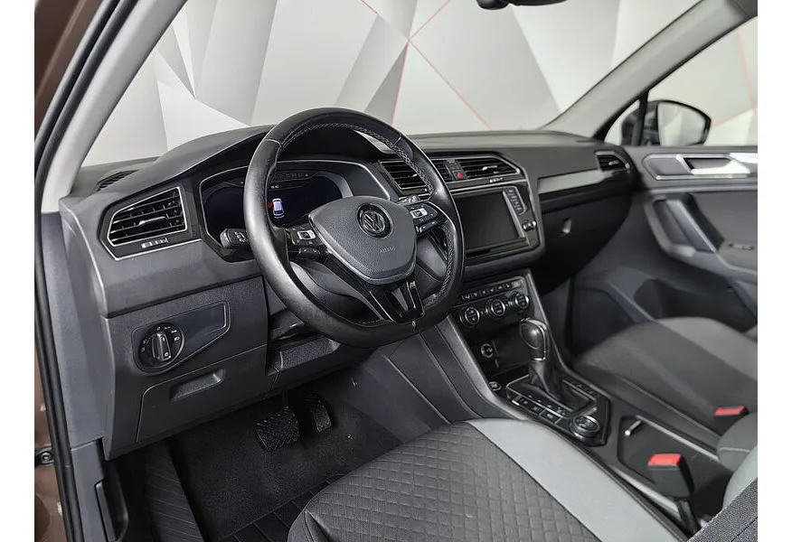 Volkswagen Tiguan 2.0 TDI 4Motion DSG (150 л.с.) Comfortline Коричневый в АВИЛОН. Слайд №12
