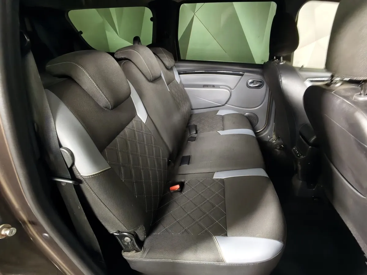 ВАЗ (Lada) Largus 1.6 MT 16 кл (5 мест) (106 л.с.) KS045-52-X00 Luxe Коричневый в АВИЛОН. Слайд №15