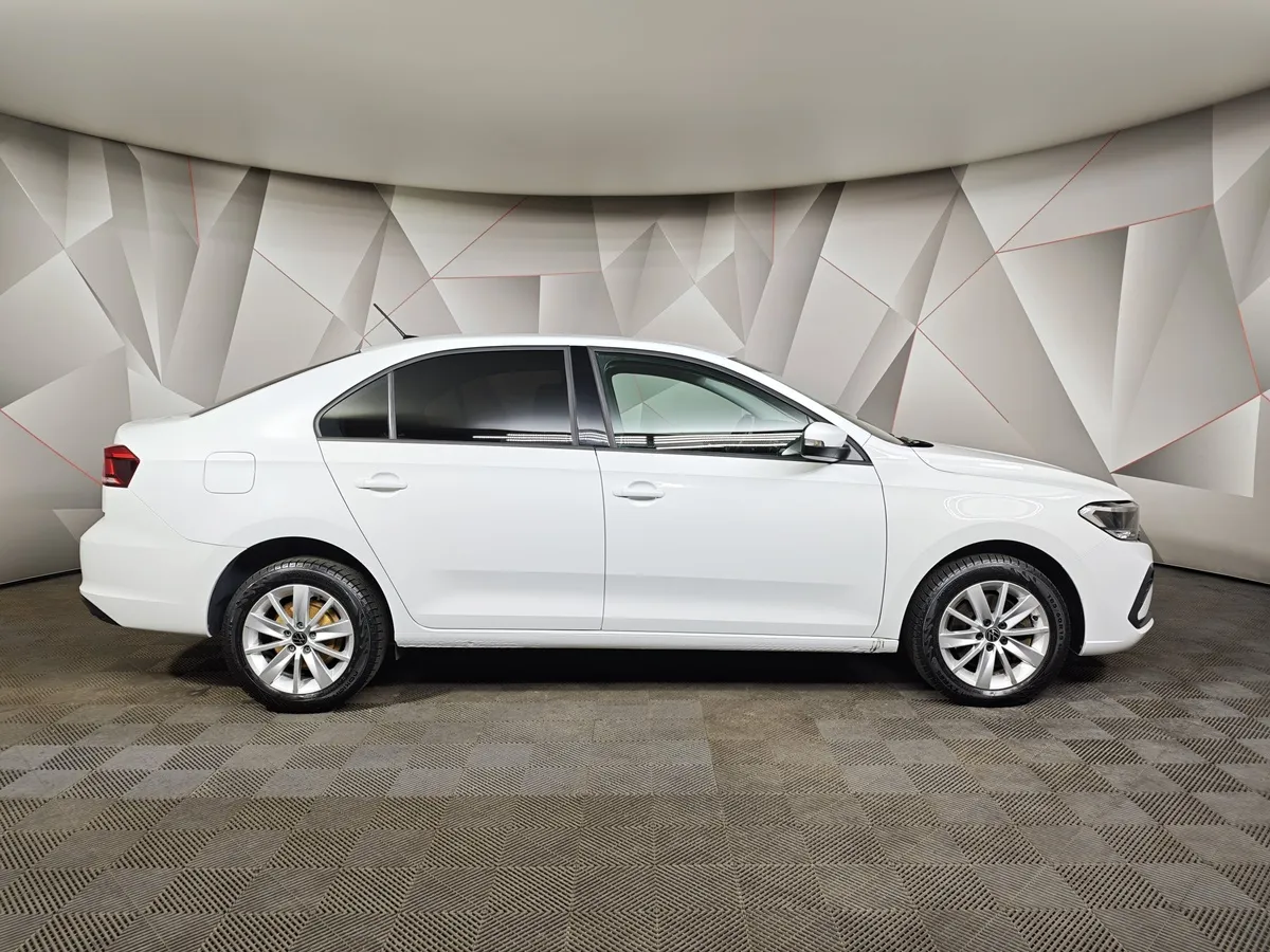 Volkswagen Polo 1.6 MPI AT (110 л.с.) Белый в АВИЛОН. Слайд №6