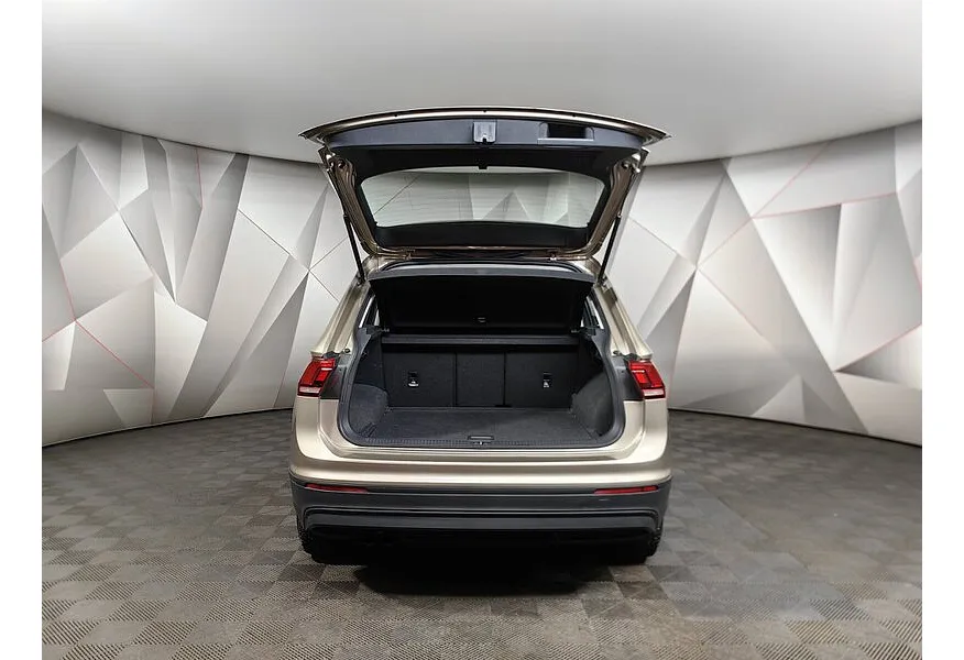 Volkswagen Tiguan 1.4 TSI BlueMotion DSG (150 л.с.) Comfortline Бежевый в АВИЛОН. Слайд №12