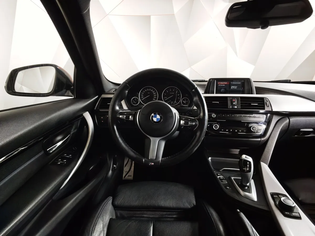 BMW 3 серия 320i xDrive AT (184 л.с.) M Sport Оранжевый в АВИЛОН. Слайд №15