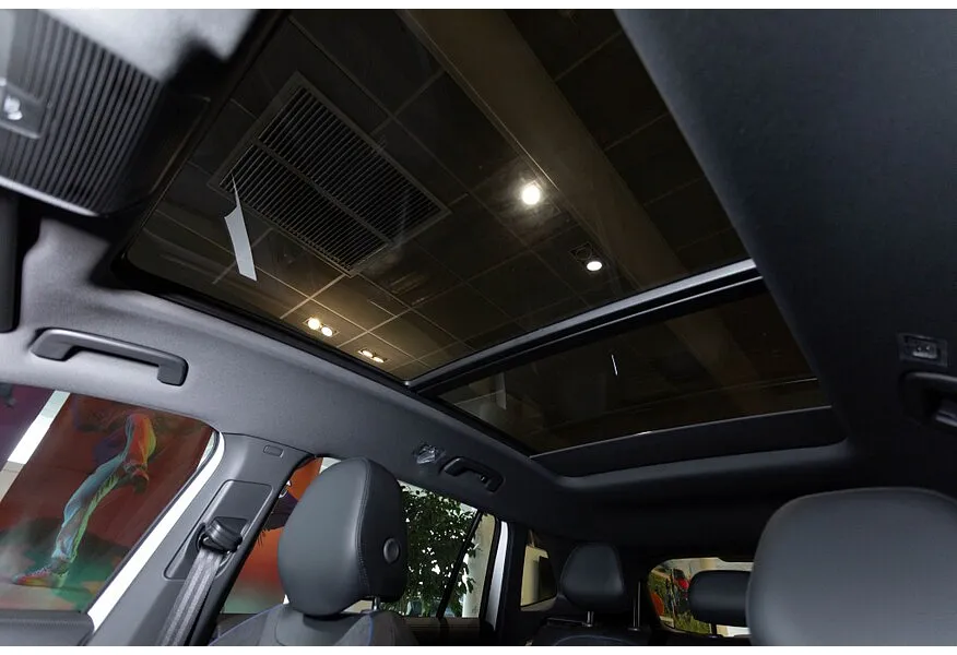 Volkswagen Tiguan 380 TSI 2.0 DSG 4WD (220 л.с.) R-Line Серый в АВИЛОН. Слайд №14