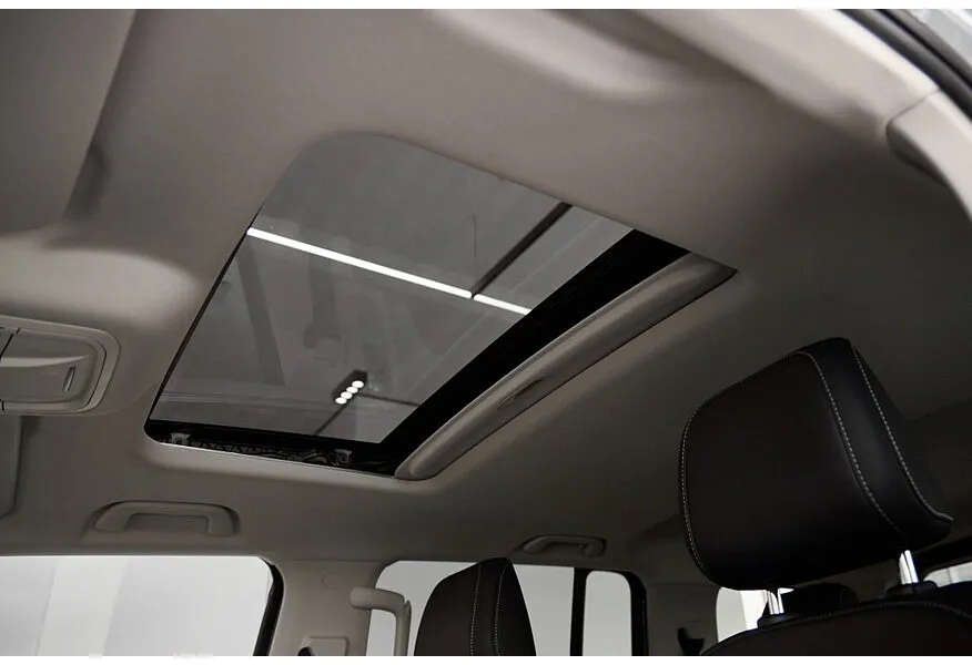 TANK 300 2.0T AT 4WD (220 л.с.) City Premium Серый в АВИЛОН. Слайд №17