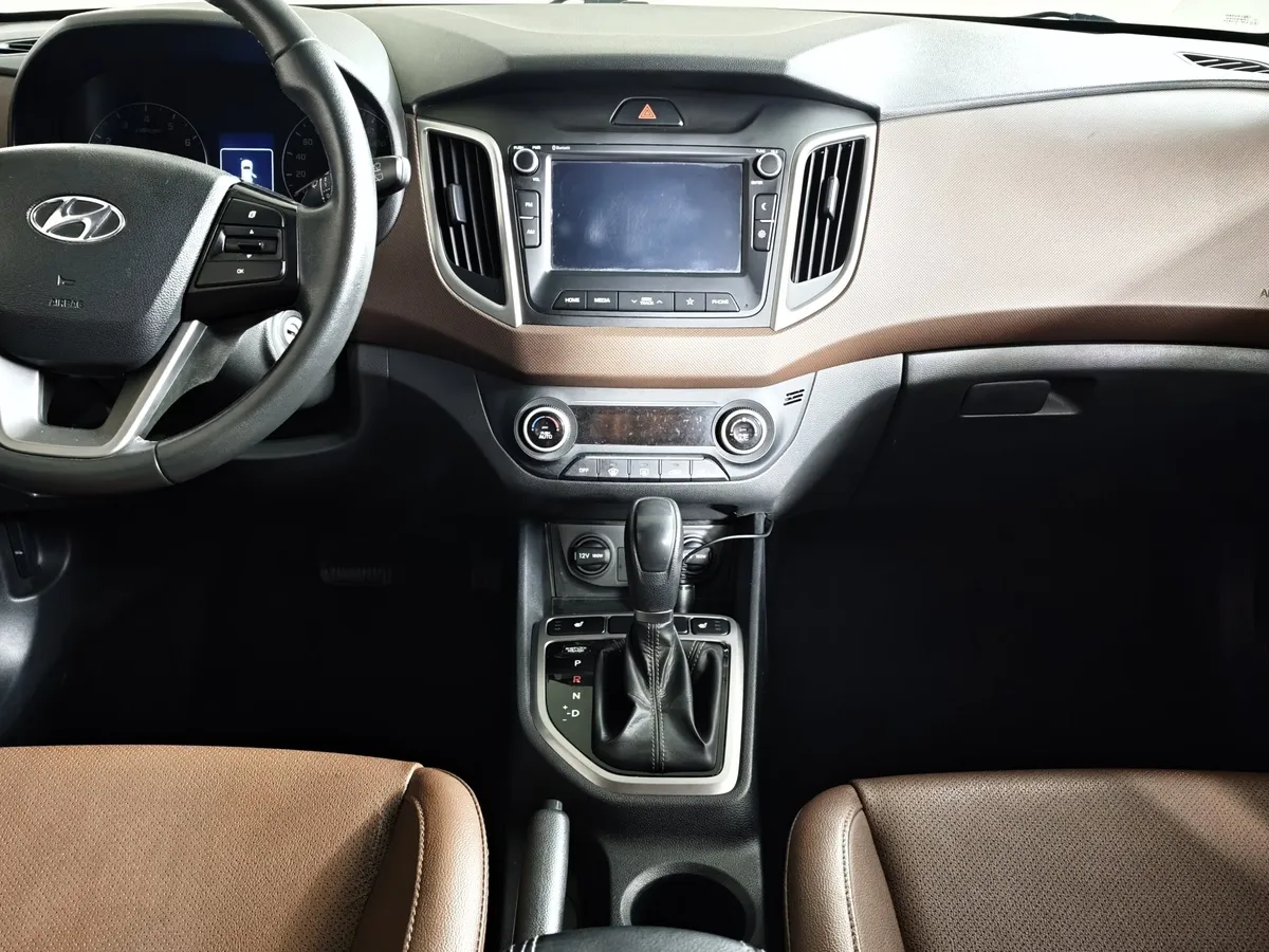 Hyundai Creta 2.0 AT (149 л.с.) Black & Brown Черный в АВИЛОН. Слайд №15