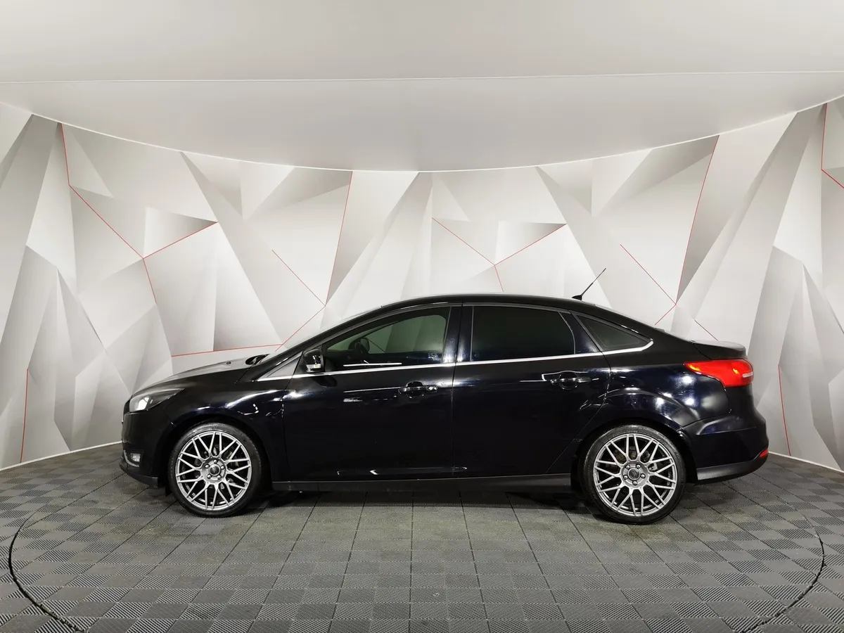 Ford Focus 1.6 Ti-VCT PowerShift (125 л.с.) SYNC Edition Черный в АВИЛОН. Слайд №5