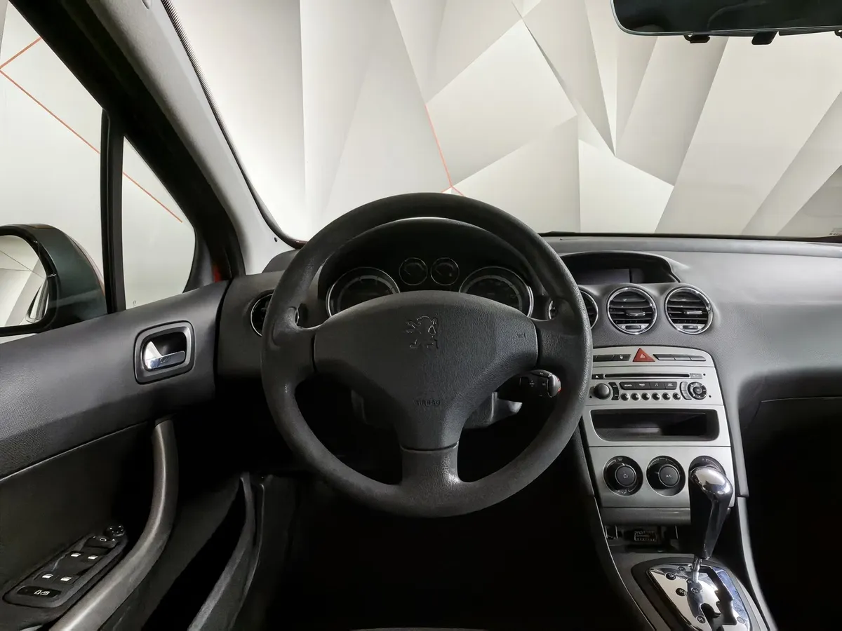Peugeot 308 1.6 VTi AT (120 л.с.) Красный в АВИЛОН. Слайд №20