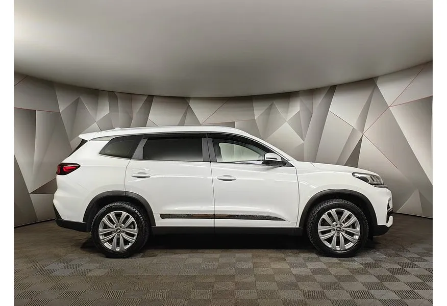 Chery Tiggo 8 1.5 AMT (147 л.с.) Prestige Белый в АВИЛОН. Слайд №6
