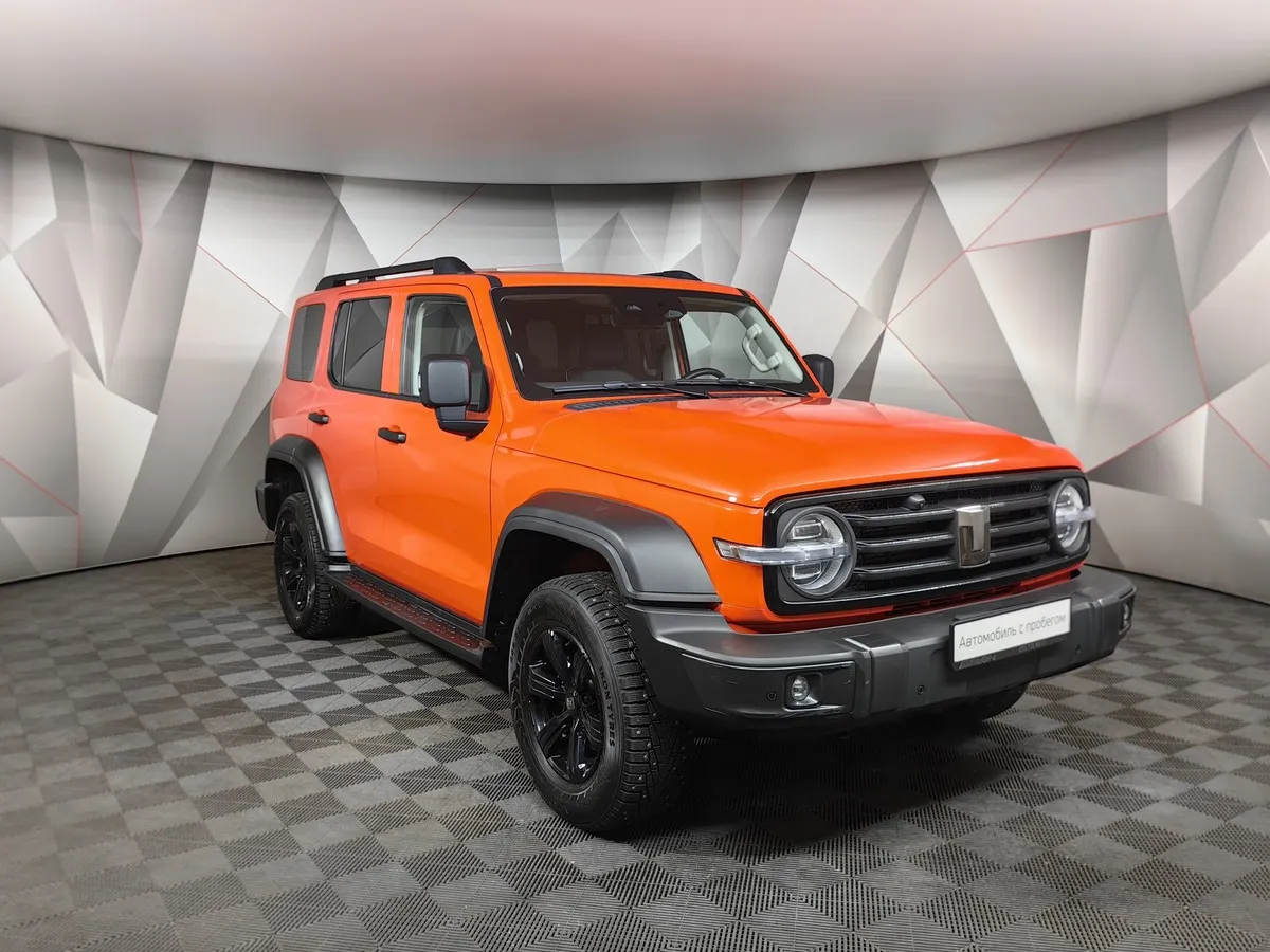 TANK 300 2.0T AT 4WD (220 л.с.) Adventure Оранжевый в АВИЛОН. Слайд №3