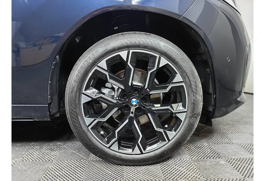 BMW X3 xDrive30L AT (258 л.с.) Черный в АВИЛОН. Слайд №7