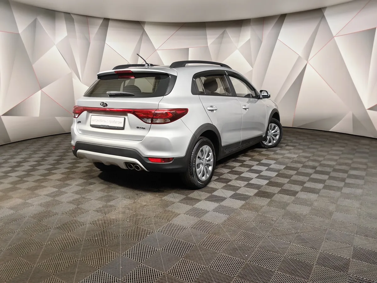 Kia Rio X-Line 1.6 AT (123 л.с.) Luxe Серый в АВИЛОН. Слайд №2