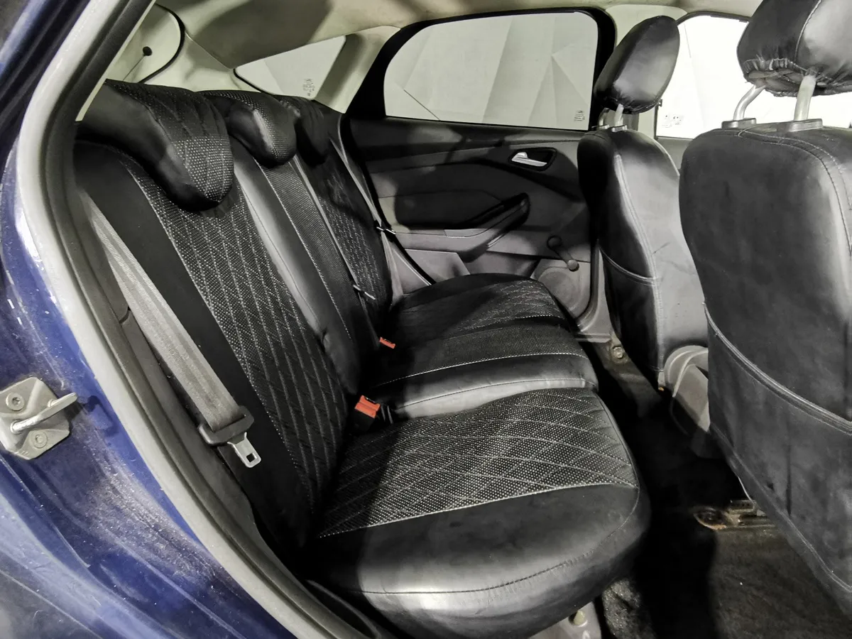 Ford Focus 1.6 Ti-VCT MT (125 л.с.) Titanium Синий в АВИЛОН. Слайд №15