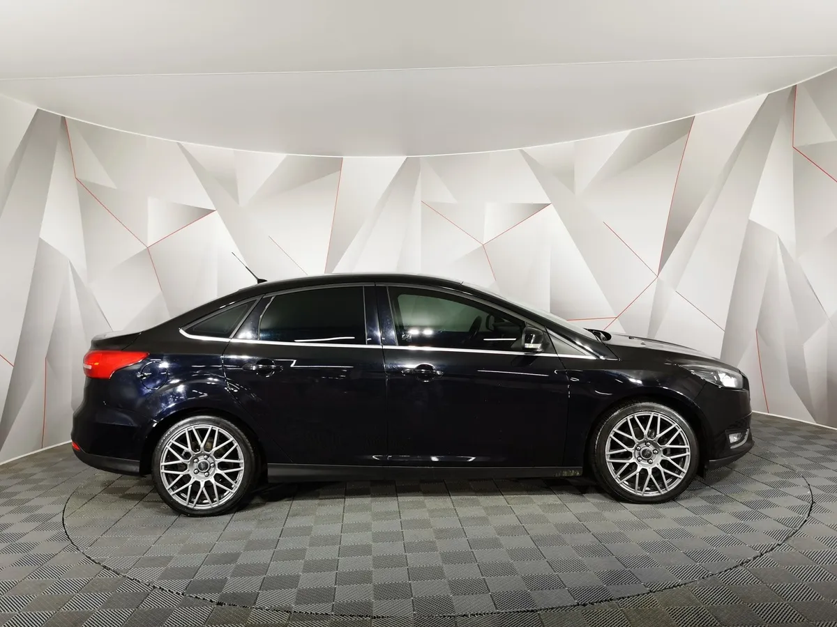 Ford Focus 1.6 Ti-VCT PowerShift (125 л.с.) SYNC Edition Черный в АВИЛОН. Слайд №6