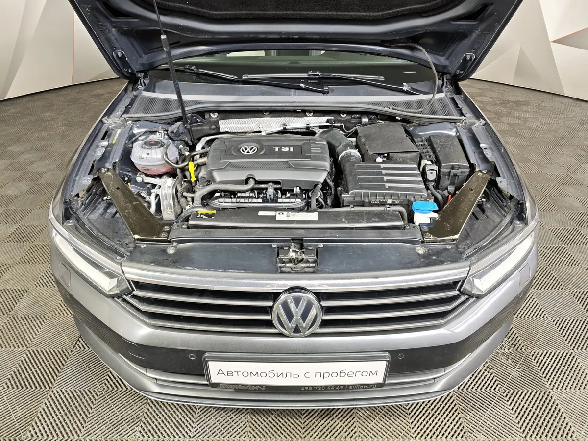Volkswagen Passat 1.8 TSI BlueMotion DSG (180 л.с.) Highline Серый в АВИЛОН. Слайд №11