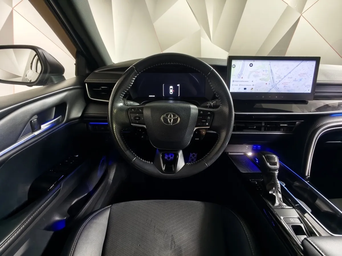 Toyota Camry 2.0 AT (173 л.с.) Sport Черный в АВИЛОН. Слайд №20