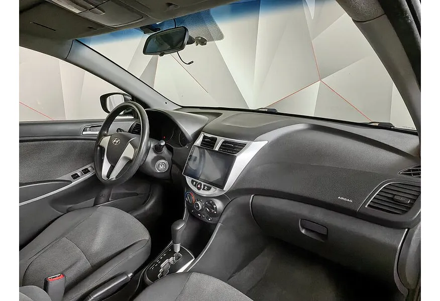 Hyundai Solaris 1.6 AT (123 л.с.) Active Plus Черный в АВИЛОН. Слайд №10