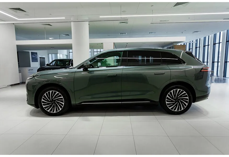 EXEED Exlantix ET 1.5 AT 4WD (469 л.с.) Зеленый в АВИЛОН. Слайд №3 EXEED Exlantix ET 1.5 AT 4WD (469 л.с.) Зеленый в АВИЛОН. Слайд №3