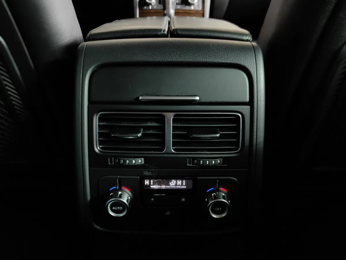 Volkswagen Touareg 3.0 TDI Tiptronic 4Motion (204 л.с.) Коричневый в АВИЛОН. Слайд №23