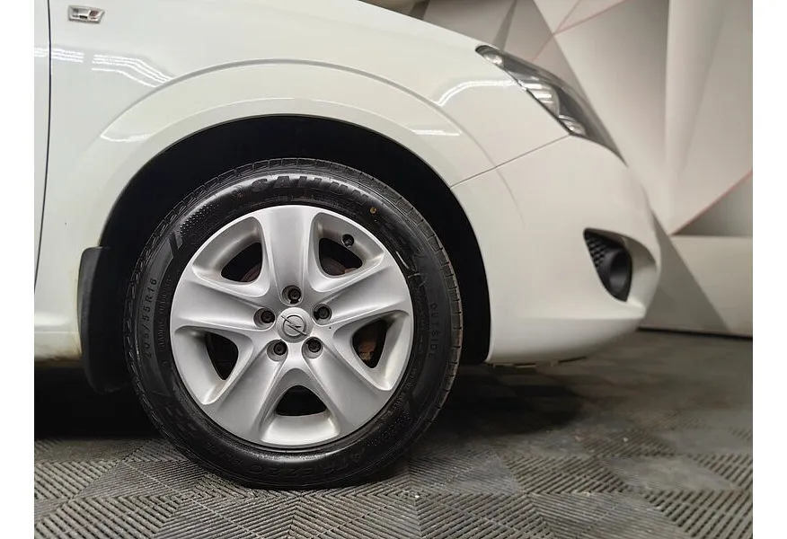 Opel Zafira 1.8 Easytronic (140 л.с.) Белый в АВИЛОН. Слайд №9