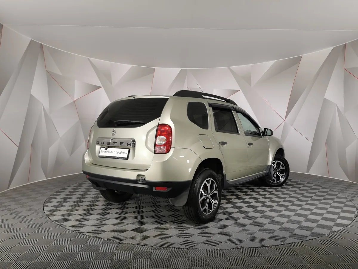 Renault Duster 1.6 MT (114 л.с.) Бежевый в АВИЛОН. Слайд №2