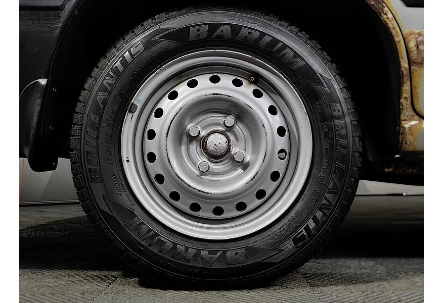 Daewoo Nexia 1.5 MT (75 л.с.) Серебристый в АВИЛОН. Слайд №9