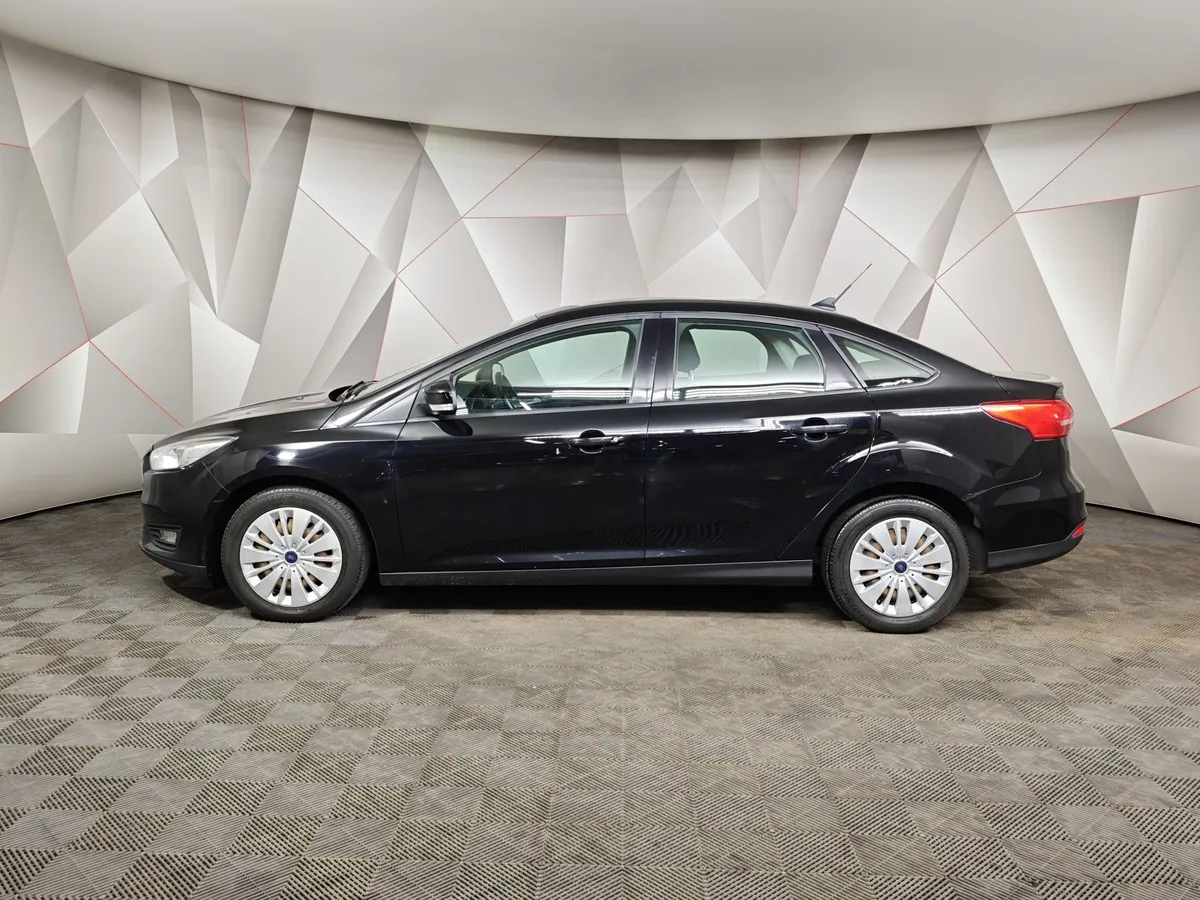 Ford Focus 1.6 Ti-VCT PowerShift (125 л.с.) Trend Черный в АВИЛОН. Слайд №5